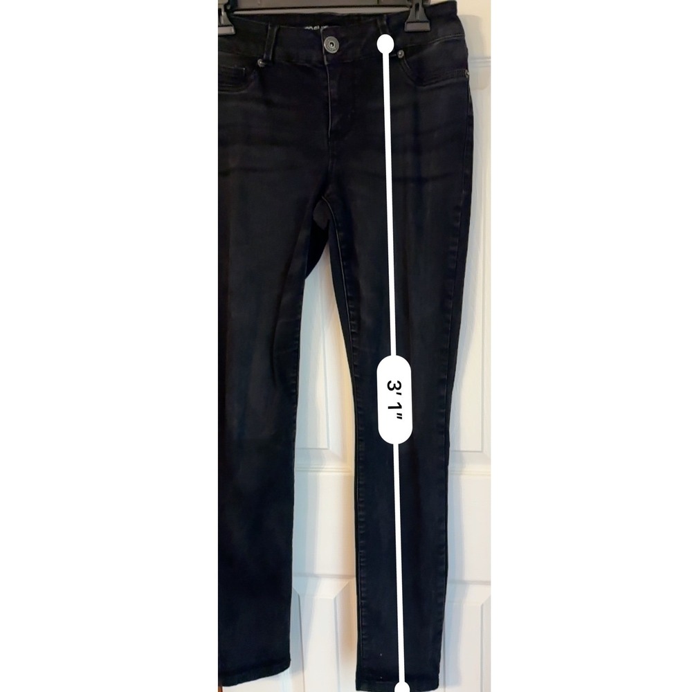 Maurices Black Denim Jeans Womens Size M Regular Wash Skinny Leg Casual medium - Picture 3 of 9